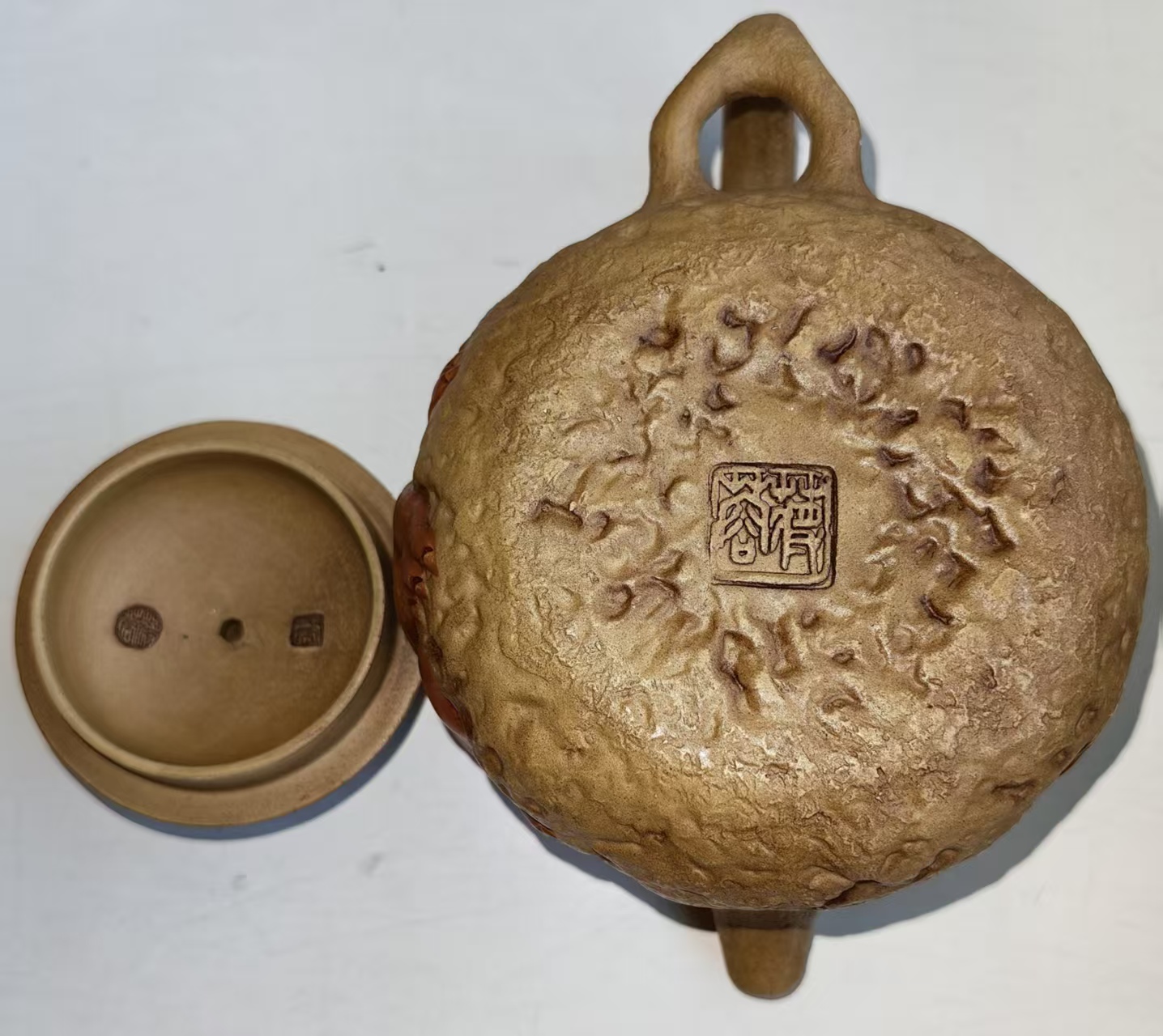 蒋蓉《紫砂壶》