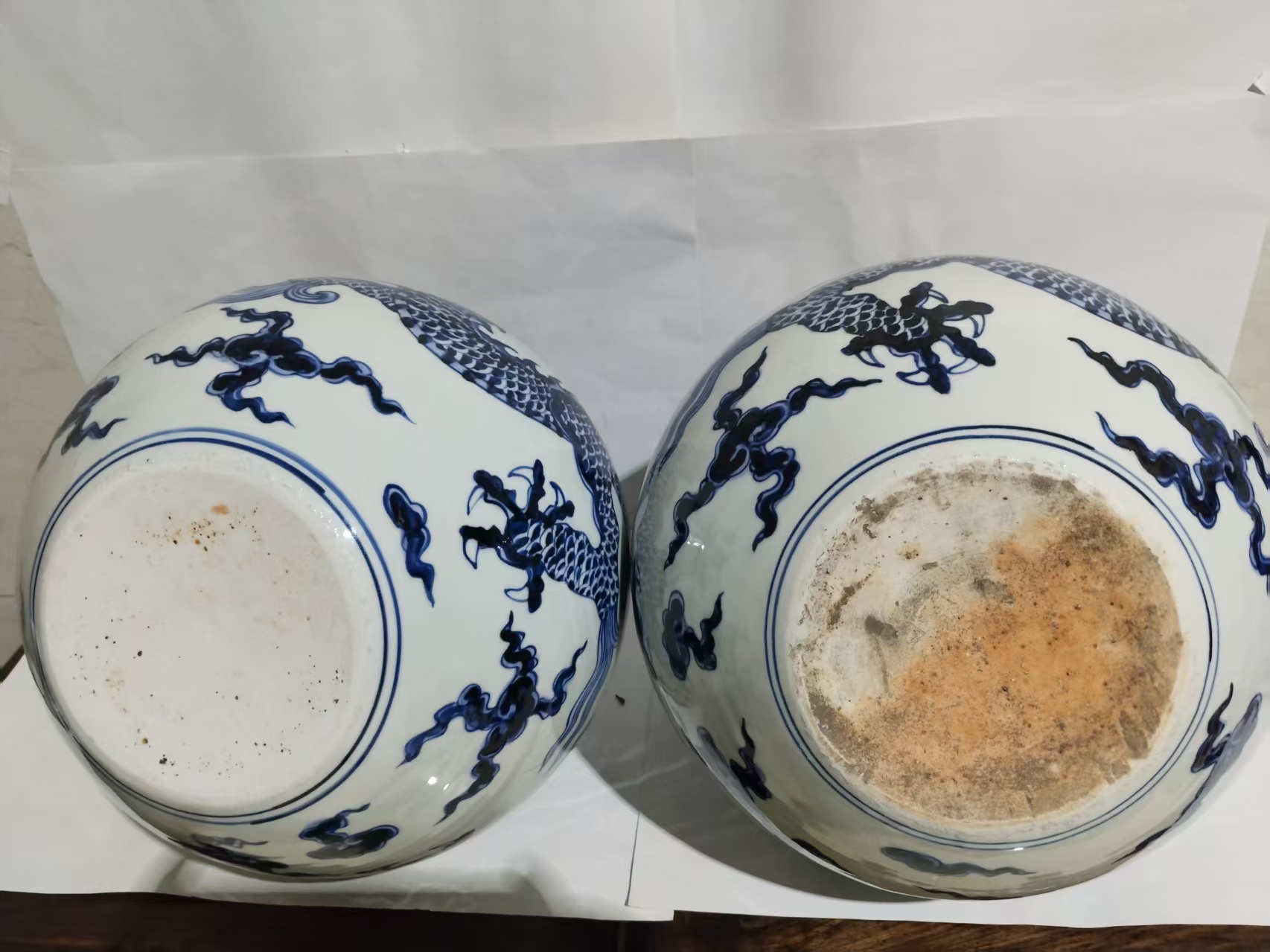 宣德年制《天球龙纹瓶》一对