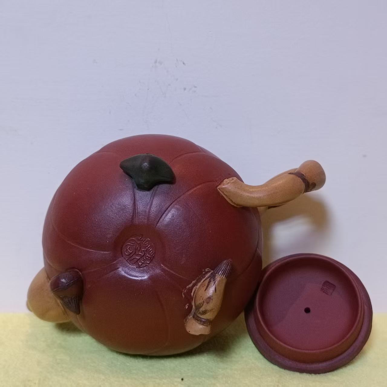 蒋蓉《紫砂壶》