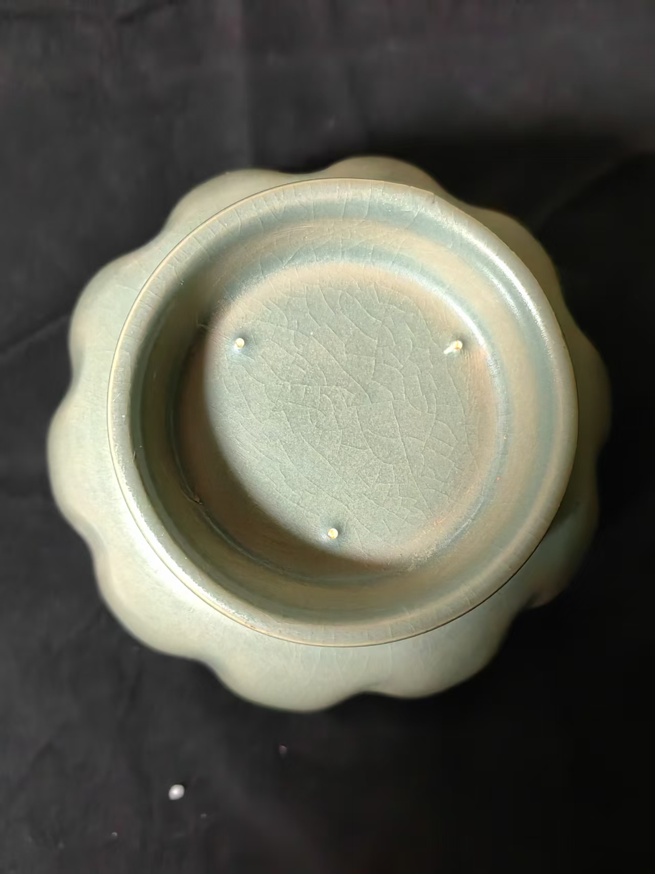 越窑《秘色瓷莲花式温碗》