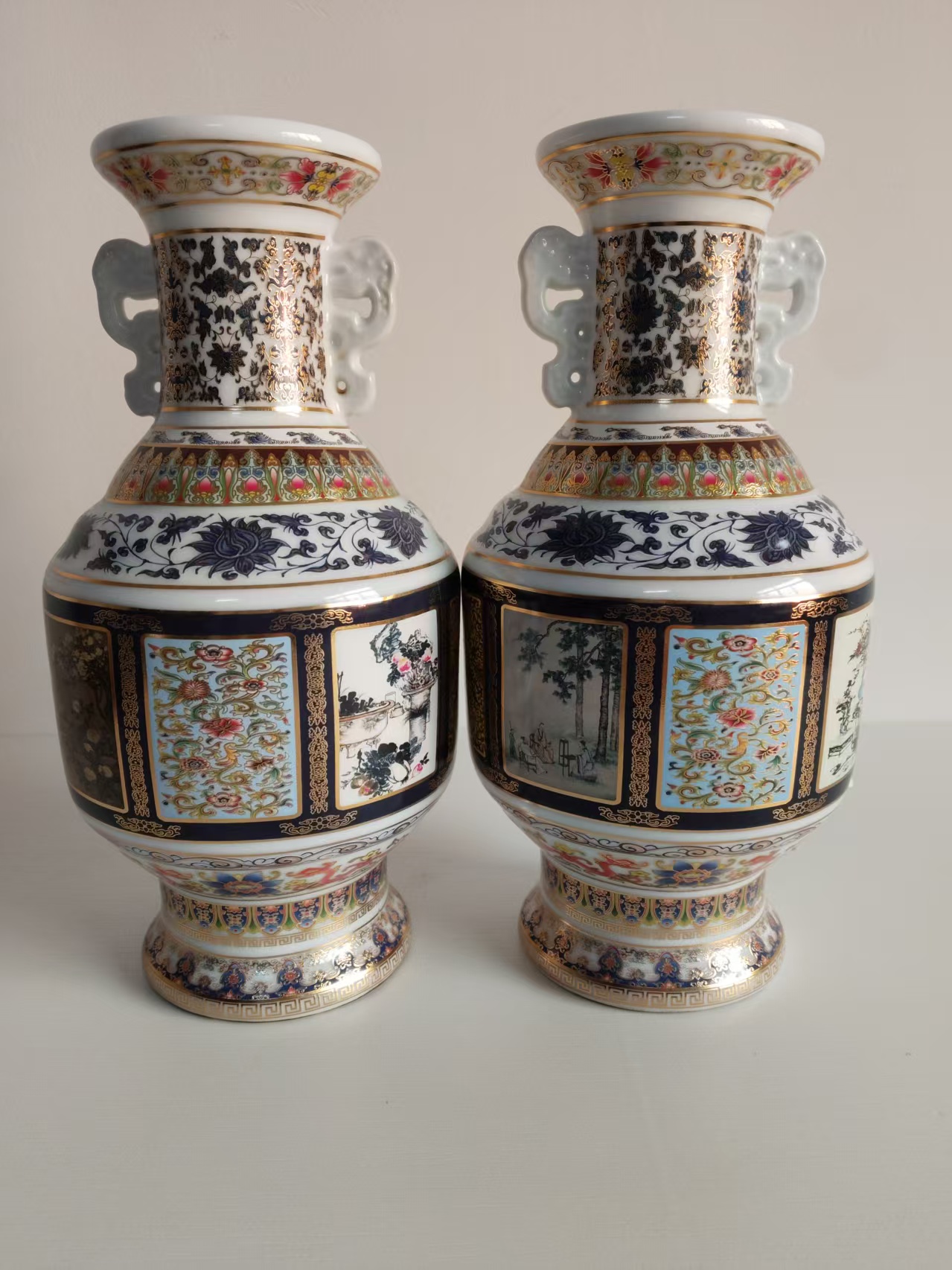 乾隆年制《描金开光花卉龙纹双耳赏瓶》一对-嘉城艺术交易平台