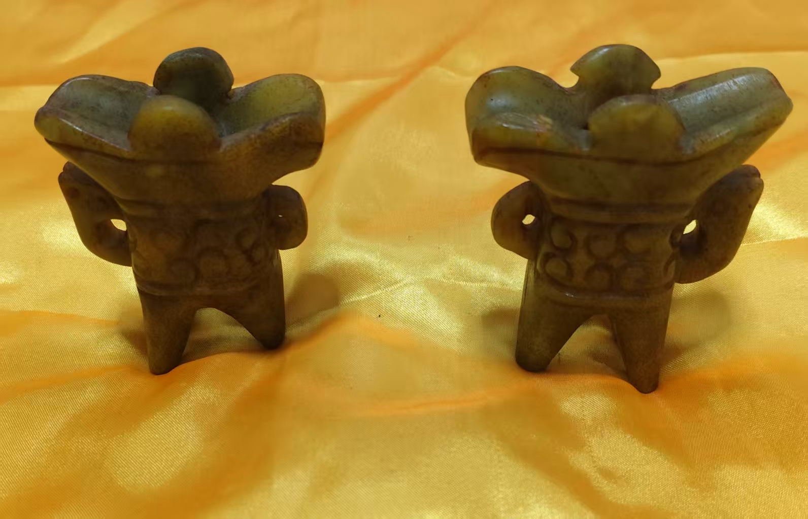 高古玉《三角杯》一对-嘉城艺术交易平台