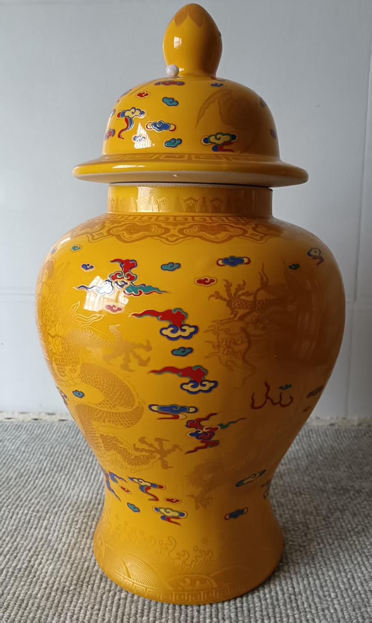 乾隆年制《帝王黄描金龙纹将军罐》-嘉城艺术交易平台