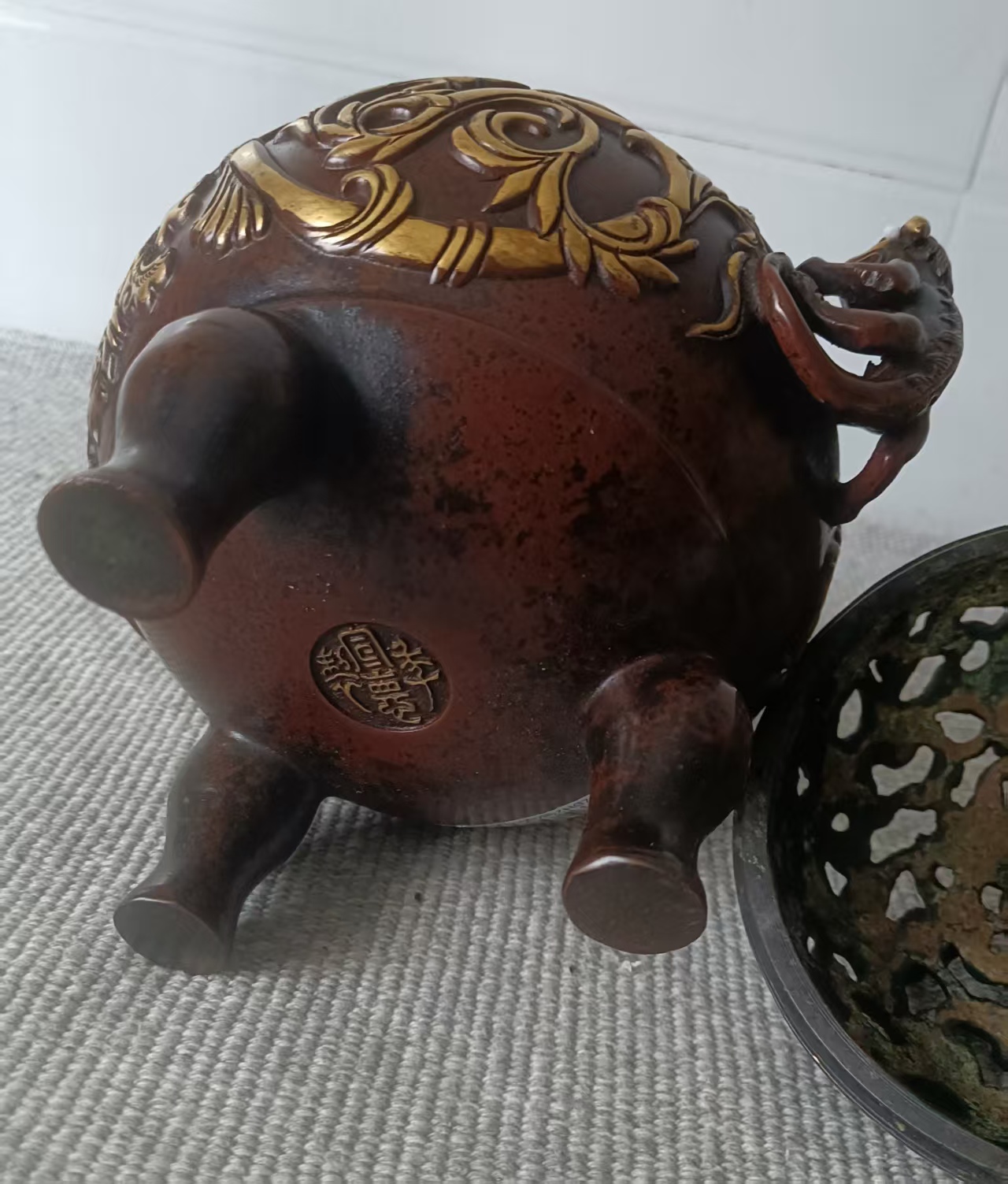 宣德年制《铜错金（鎏金）宣德炉》