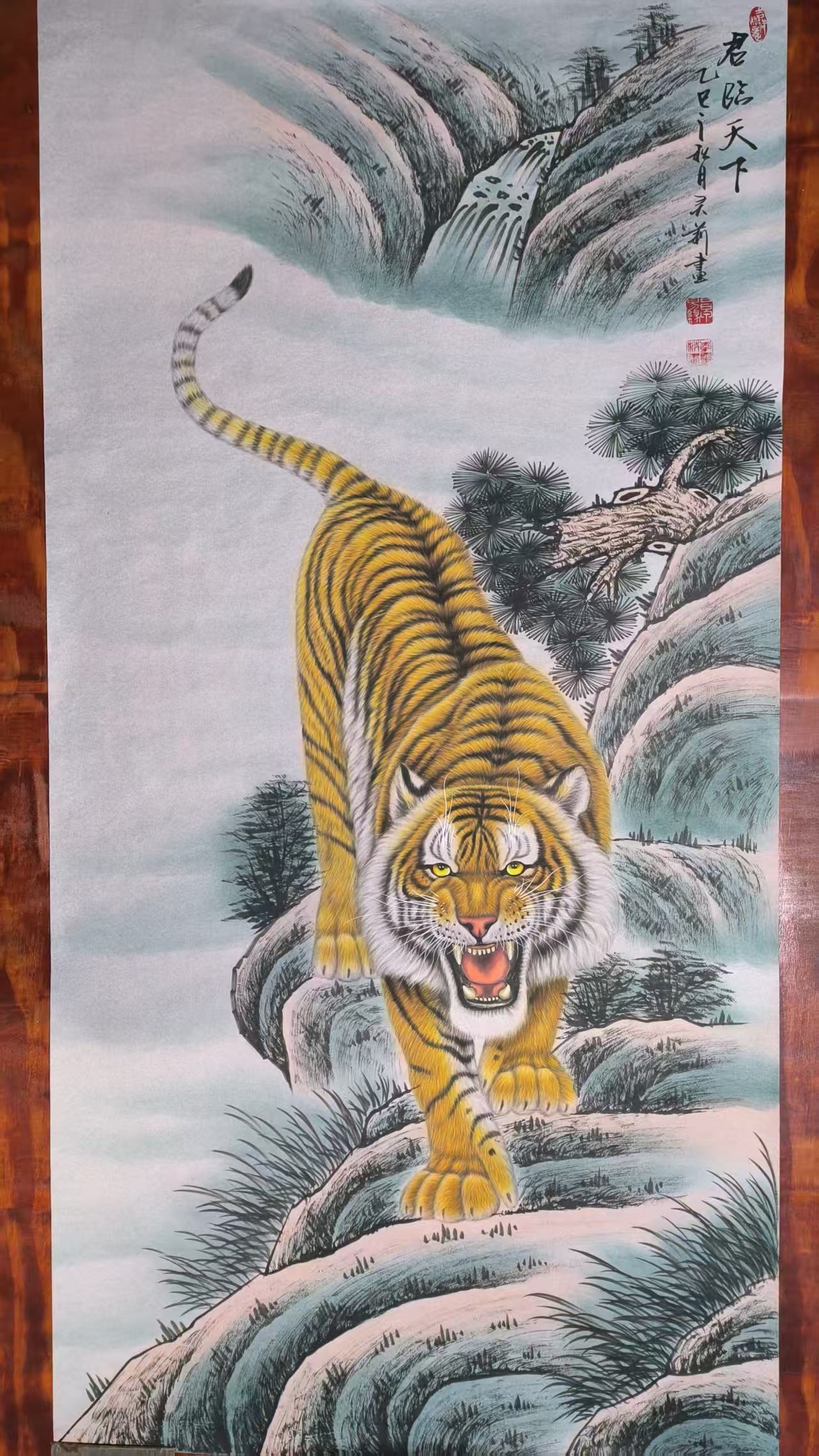 李灵莉《君临天下》-嘉城艺术交易平台