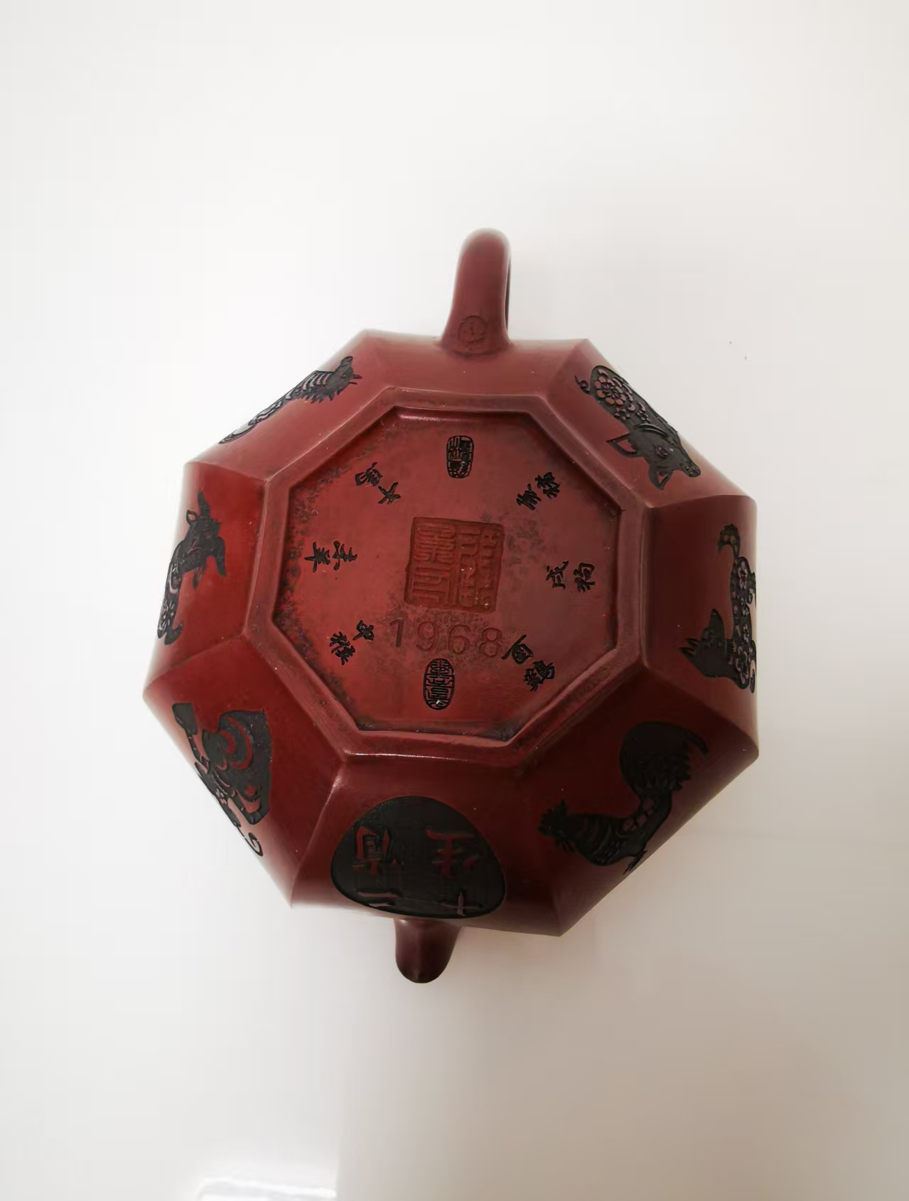 顾景舟《紫砂壶》