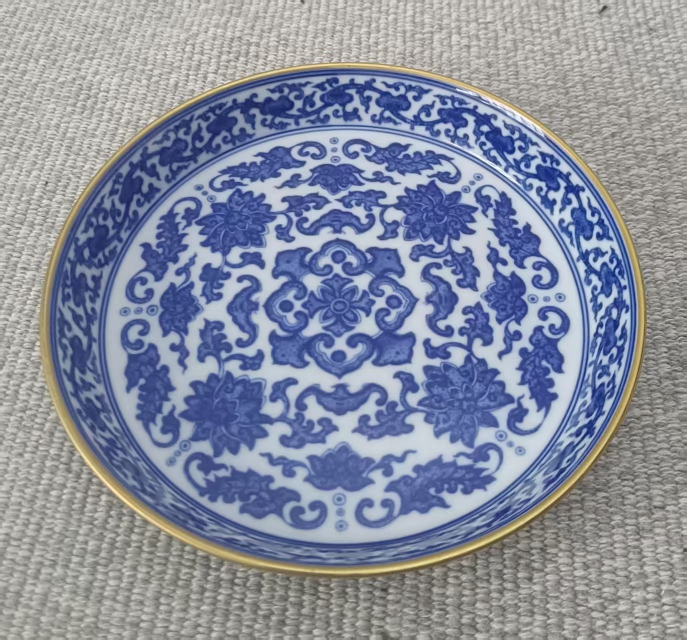 雍正年制《青花描金缠枝花卉纹盘》-嘉城艺术交易平台