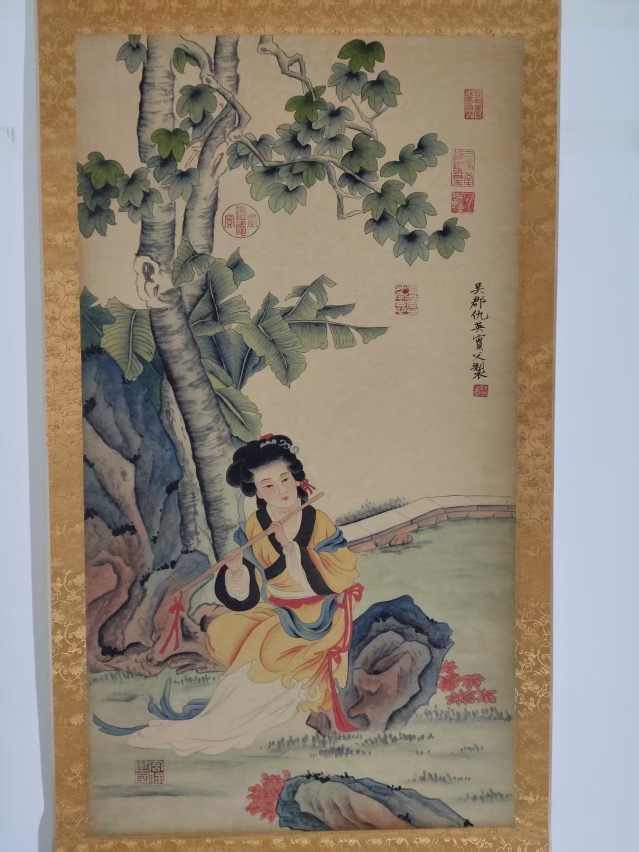 仇英《桐荫抚琴图》-嘉城艺术交易平台