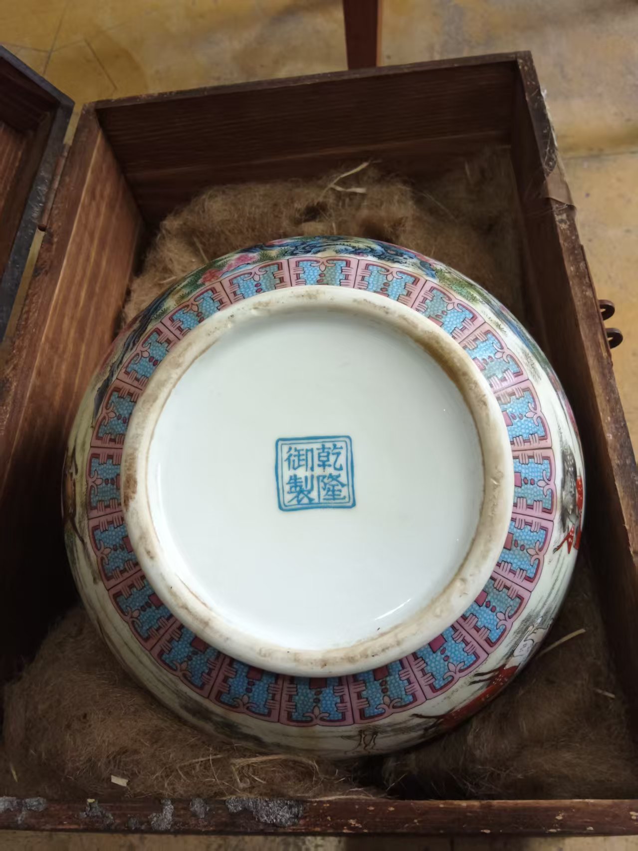 乾隆年制《百鹿尊》