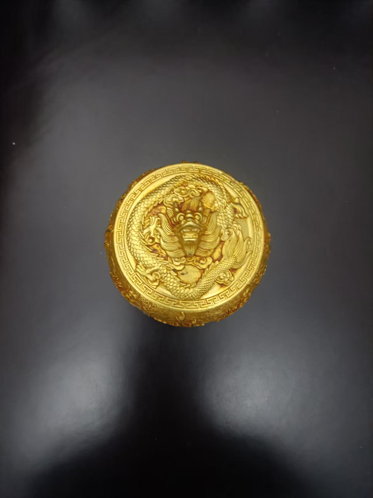 乾隆年制《鎏金盖罐》