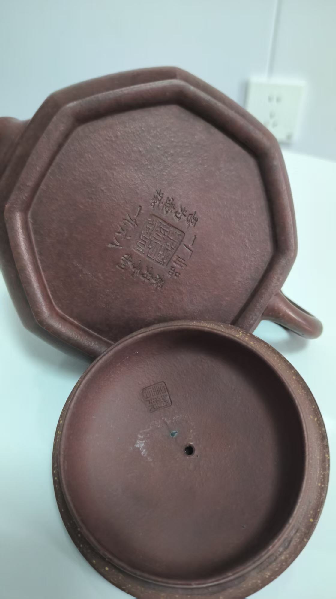 顾景舟《紫砂壶》