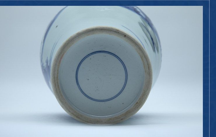 青花人物故事梅瓶