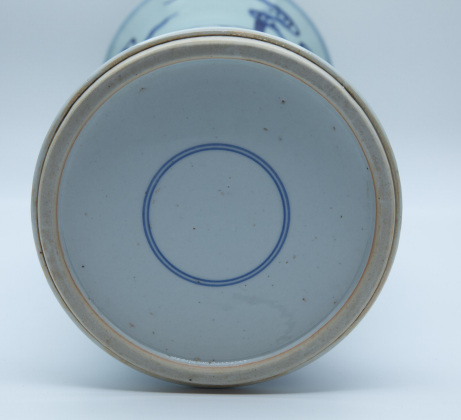 青花人物纹花觚