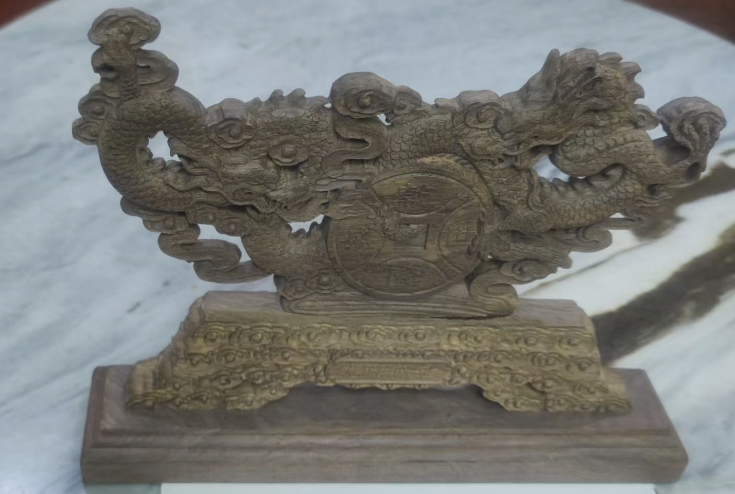 沉香《龙腾盛世》-嘉城艺术交易平台