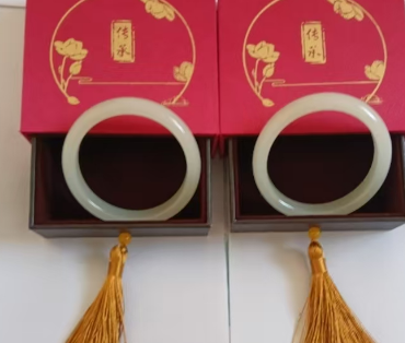 玉手镯（一对）-嘉城艺术交易平台