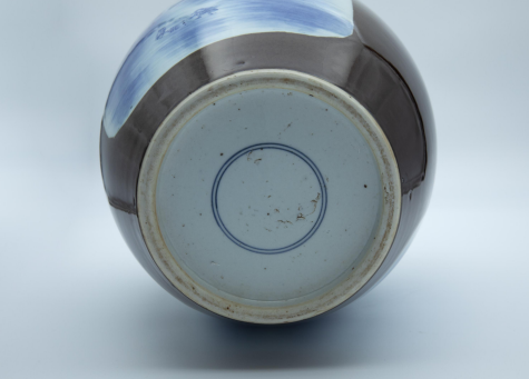 酱釉青花人物盖罐