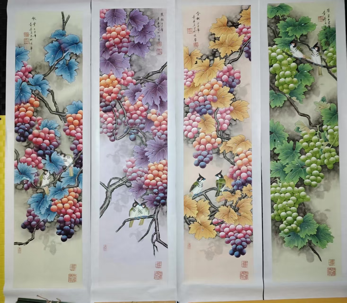 黄春香《硕果累累》四条屏-嘉城艺术交易平台