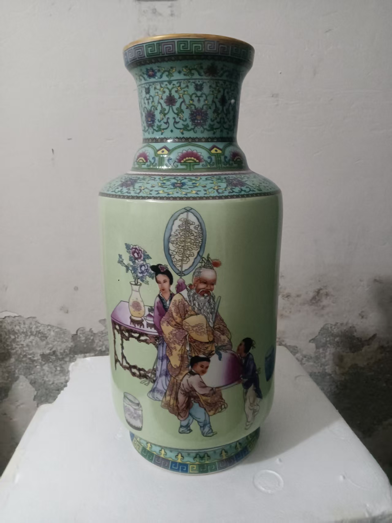 乾隆御制《绿釉底百寿图瓷瓶》-嘉城艺术交易平台