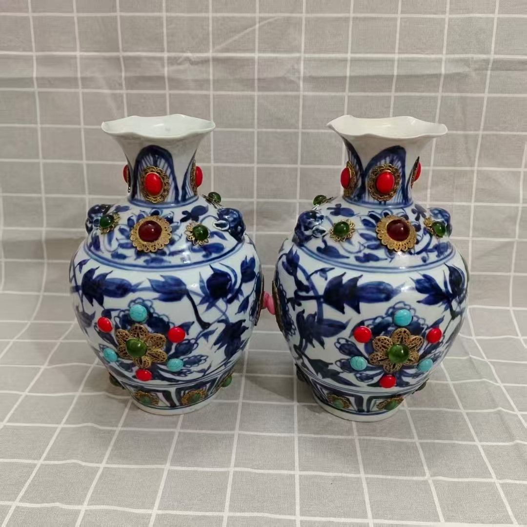 元《青花缠枝牡丹纹嵌宝花口瓶》（一对）-嘉城艺术交易平台