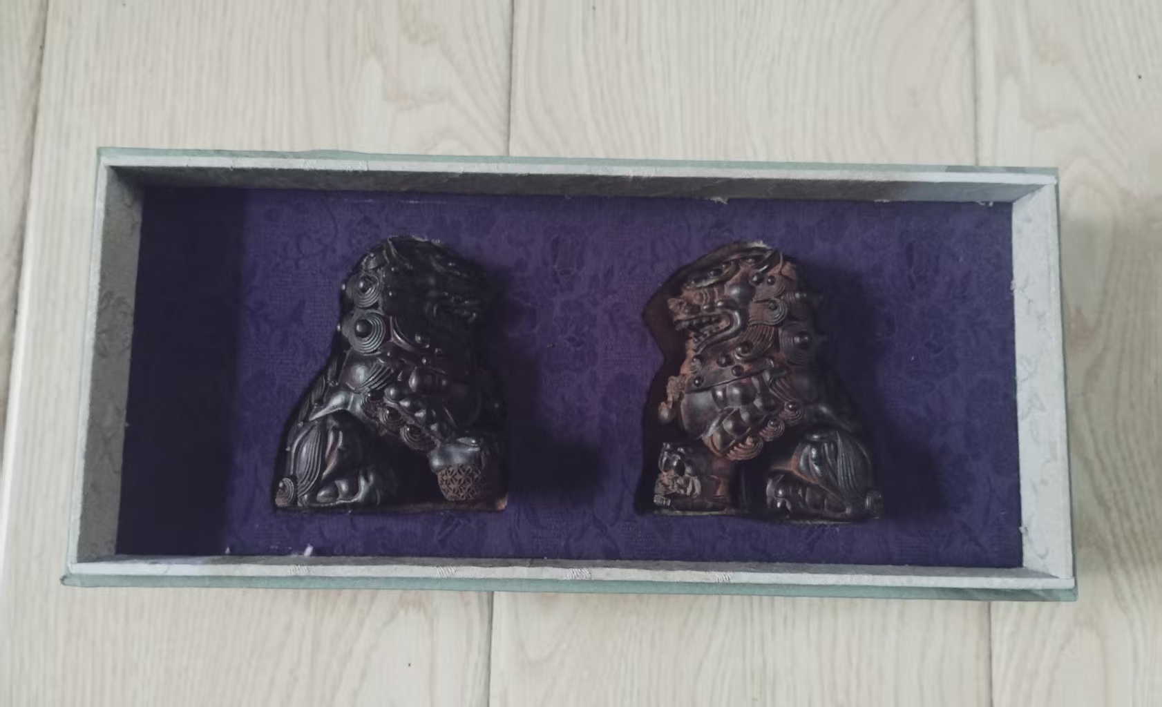 乾隆年制《奇楠香狮子一对》-嘉城艺术交易平台