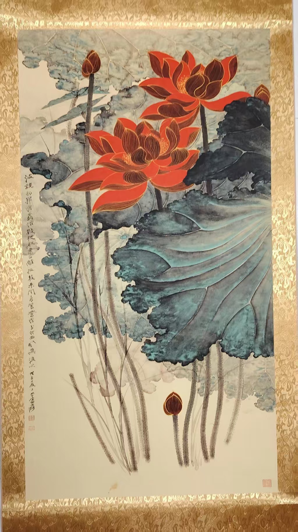 张大千《莲池姿容》-嘉城艺术交易平台