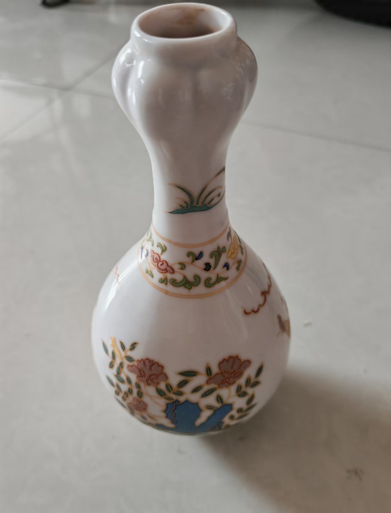 成化年制《描金花鸟纹蒜头瓶》-嘉城艺术交易平台