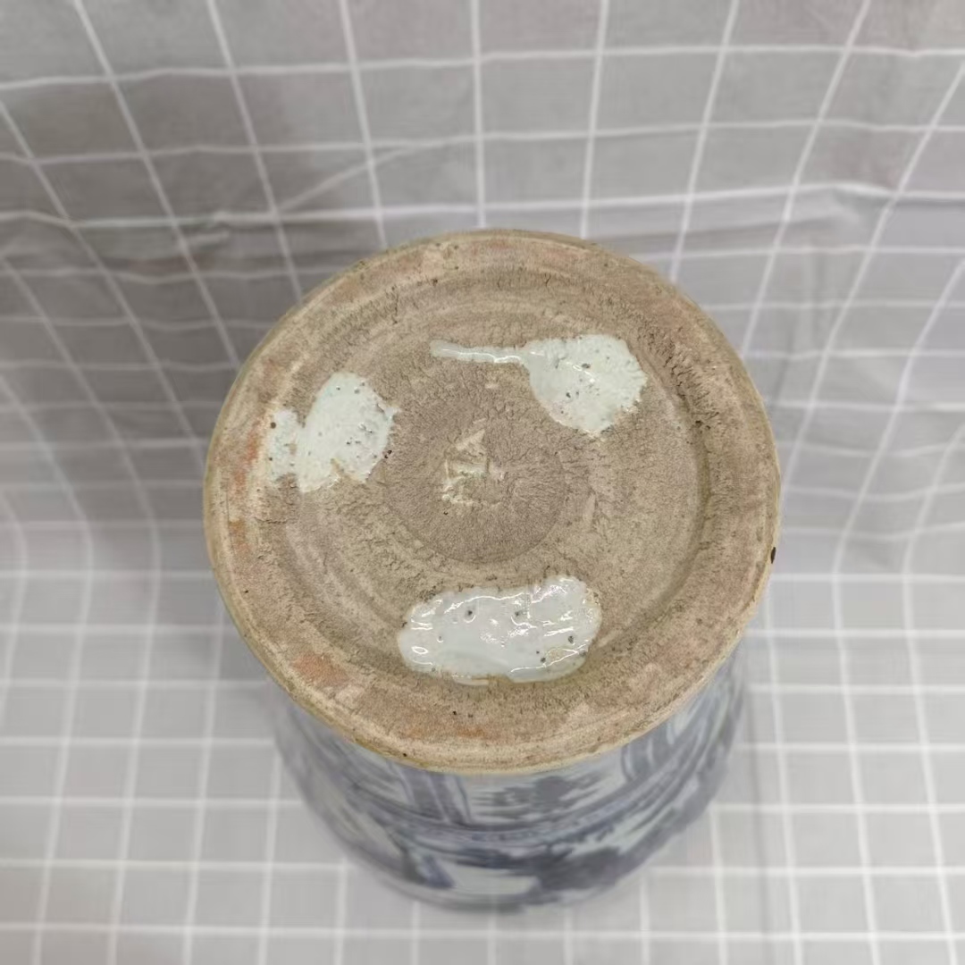 元《青花人物故事纹带盖梅瓶》