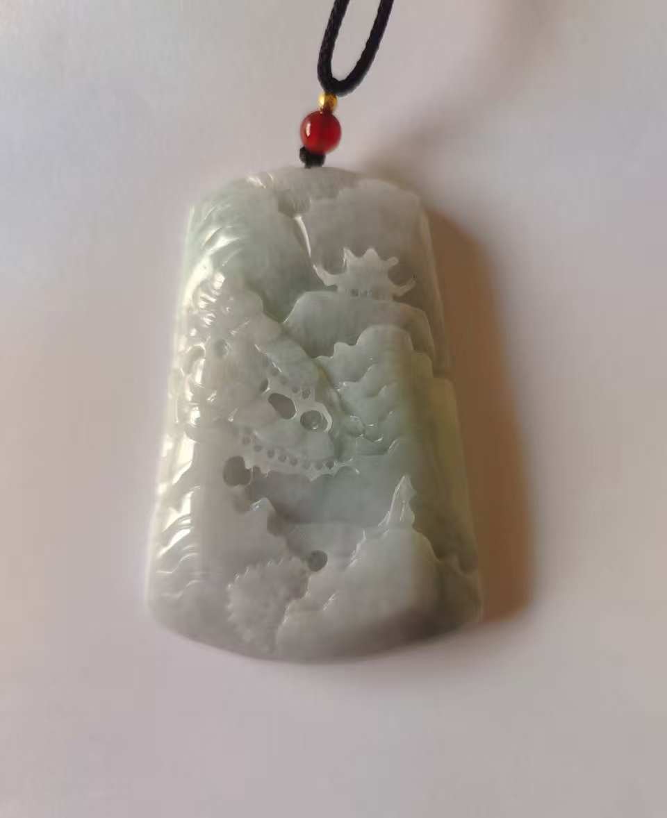 翡翠《花雕山水牌》-嘉城艺术交易平台