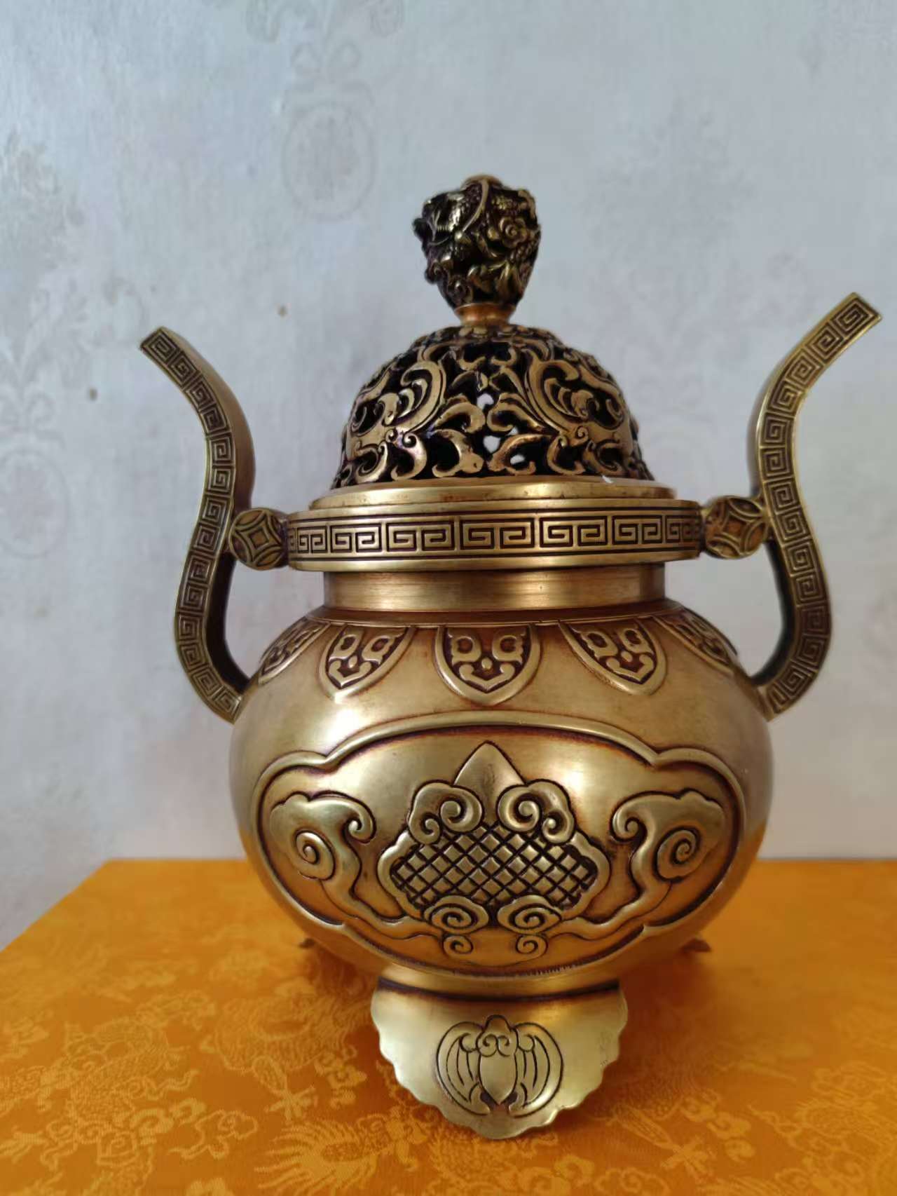 宣德年制《双耳三足香薰炉》-嘉城艺术交易平台