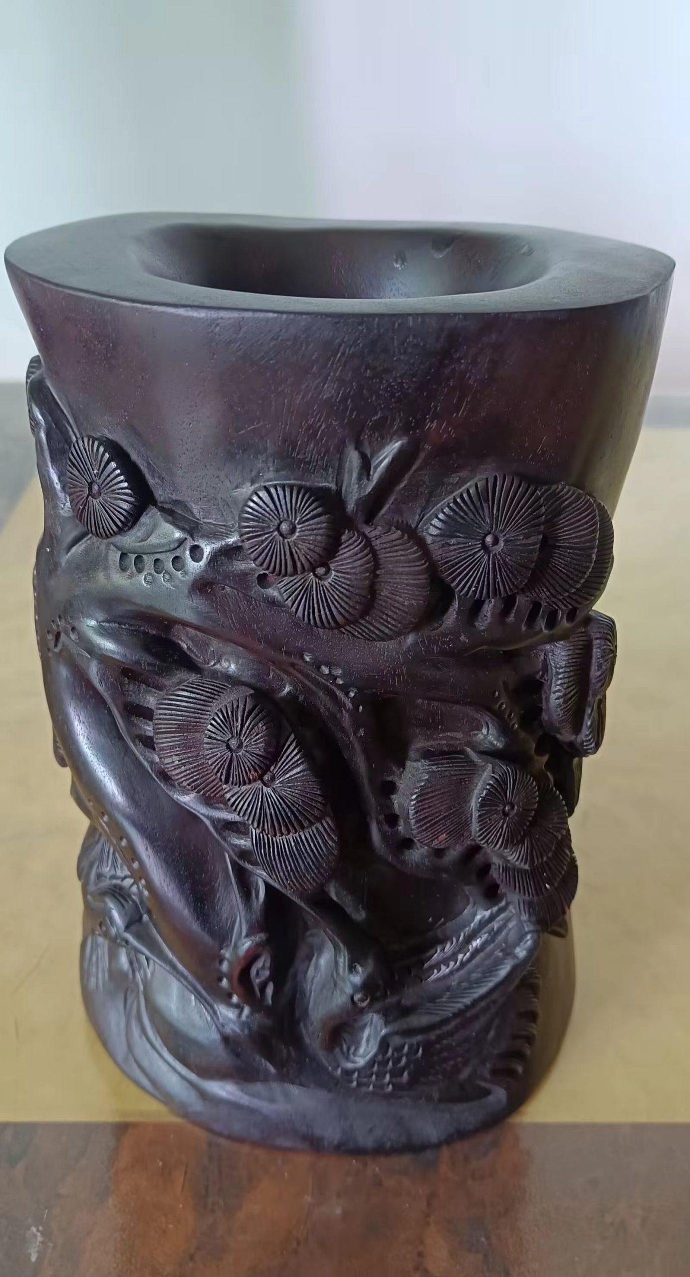 紫檀笔筒-嘉城艺术交易平台