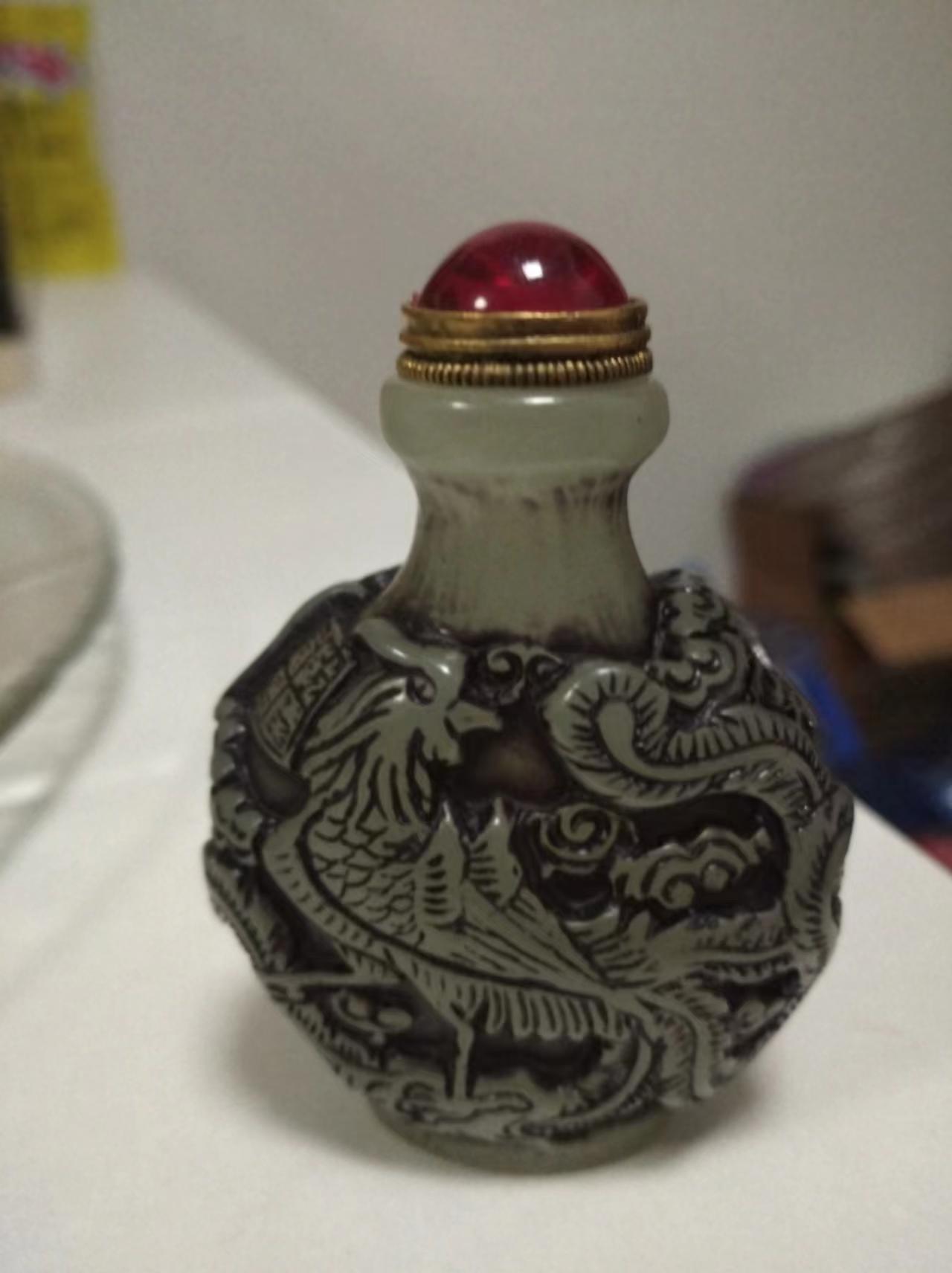 乾隆年制《鼻烟壶》-嘉城艺术交易平台