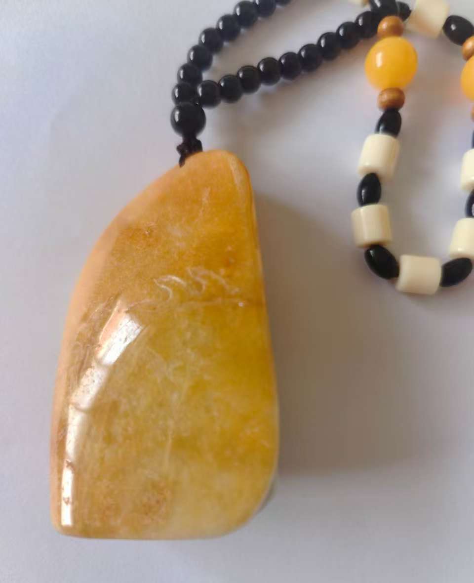 翡翠《龙行天下》