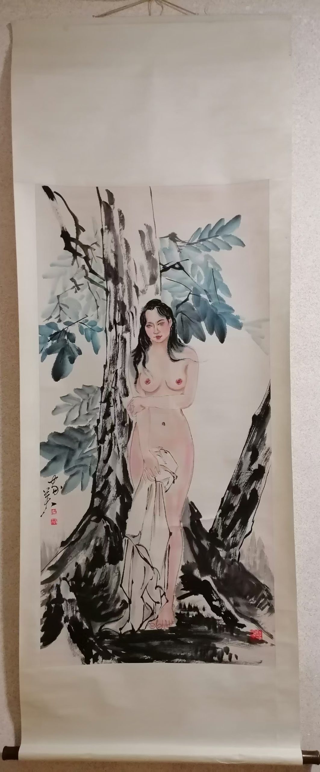 何家英《美女图》-嘉城艺术交易平台