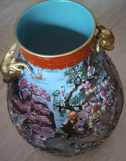 乾隆年制《花卉象耳尊》-嘉城艺术交易平台