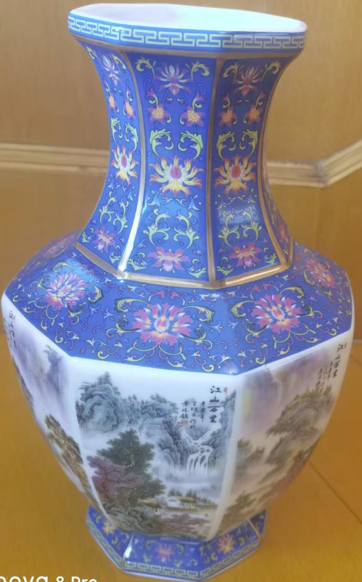 王锡良《江山万里八方瓶》-嘉城艺术交易平台