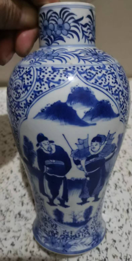 康熙年制《青花开光人物故事纹梅瓶》-嘉城艺术交易平台