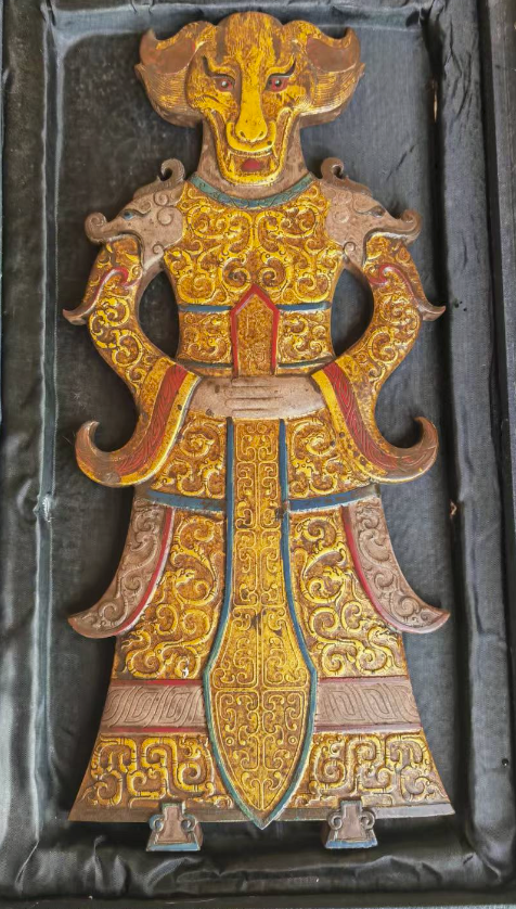 高古玉《鎏金彩绘神兽》-嘉城艺术交易平台