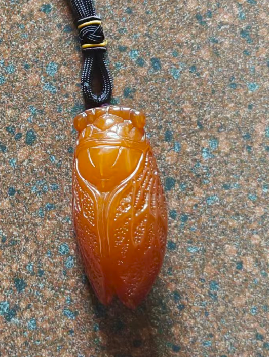 黄龙玉《一鸣惊人》吊坠-嘉城艺术交易平台