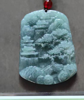 翡翠《山水牌》-嘉城艺术交易平台