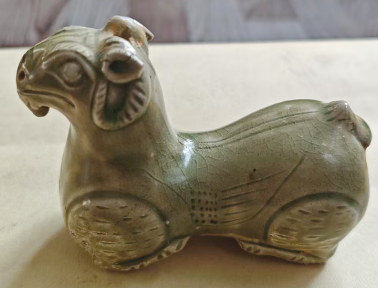 青瓷卧羊尊-嘉城艺术交易平台