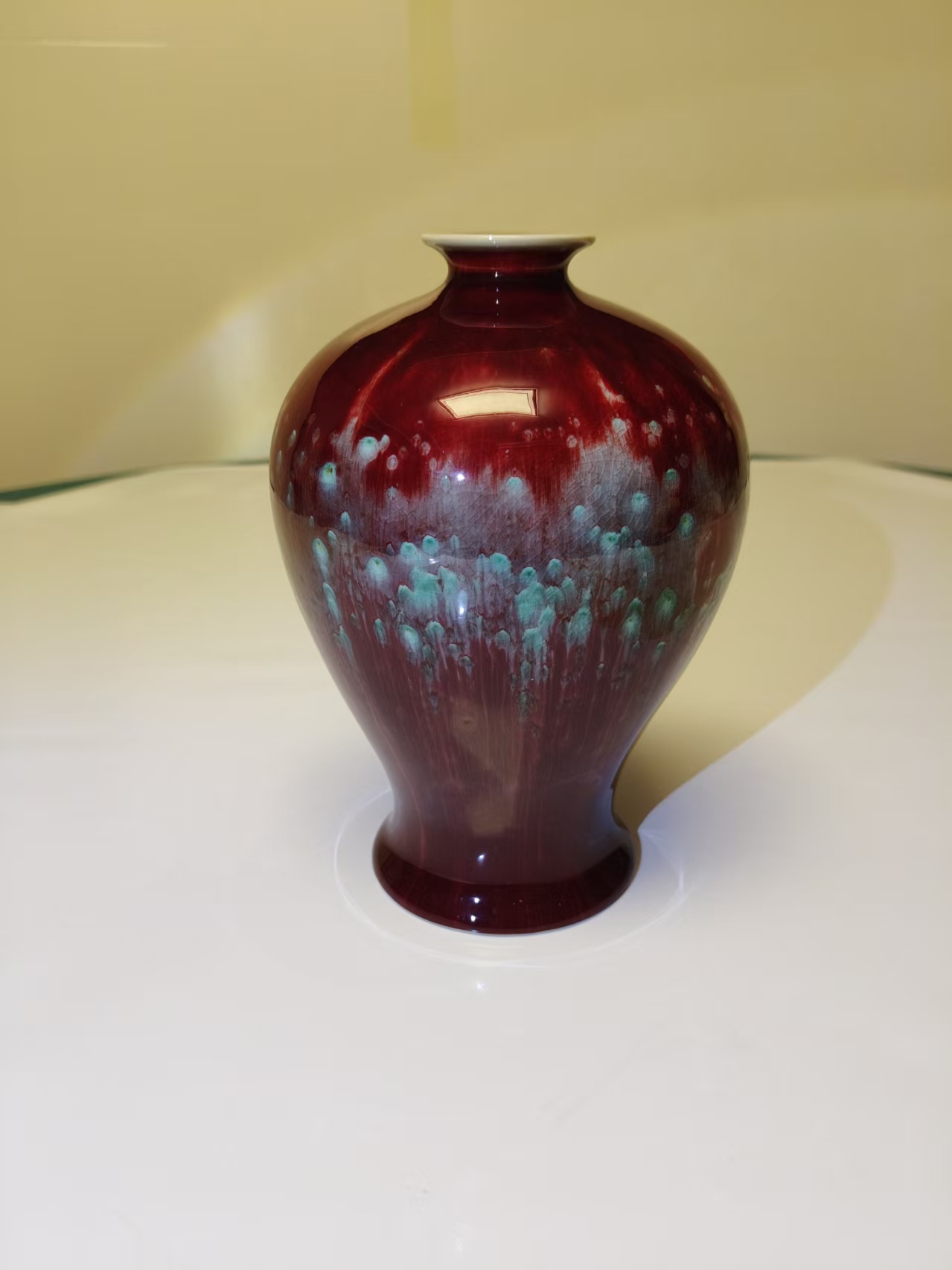 康熙年制《美人醉玉壶春瓶》-嘉城艺术交易平台