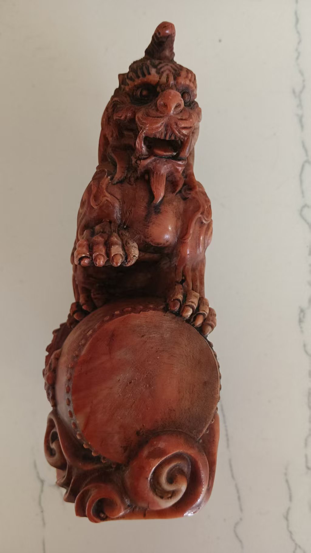 寿山田黄石《瑞兽戏鼓》-嘉城艺术交易平台