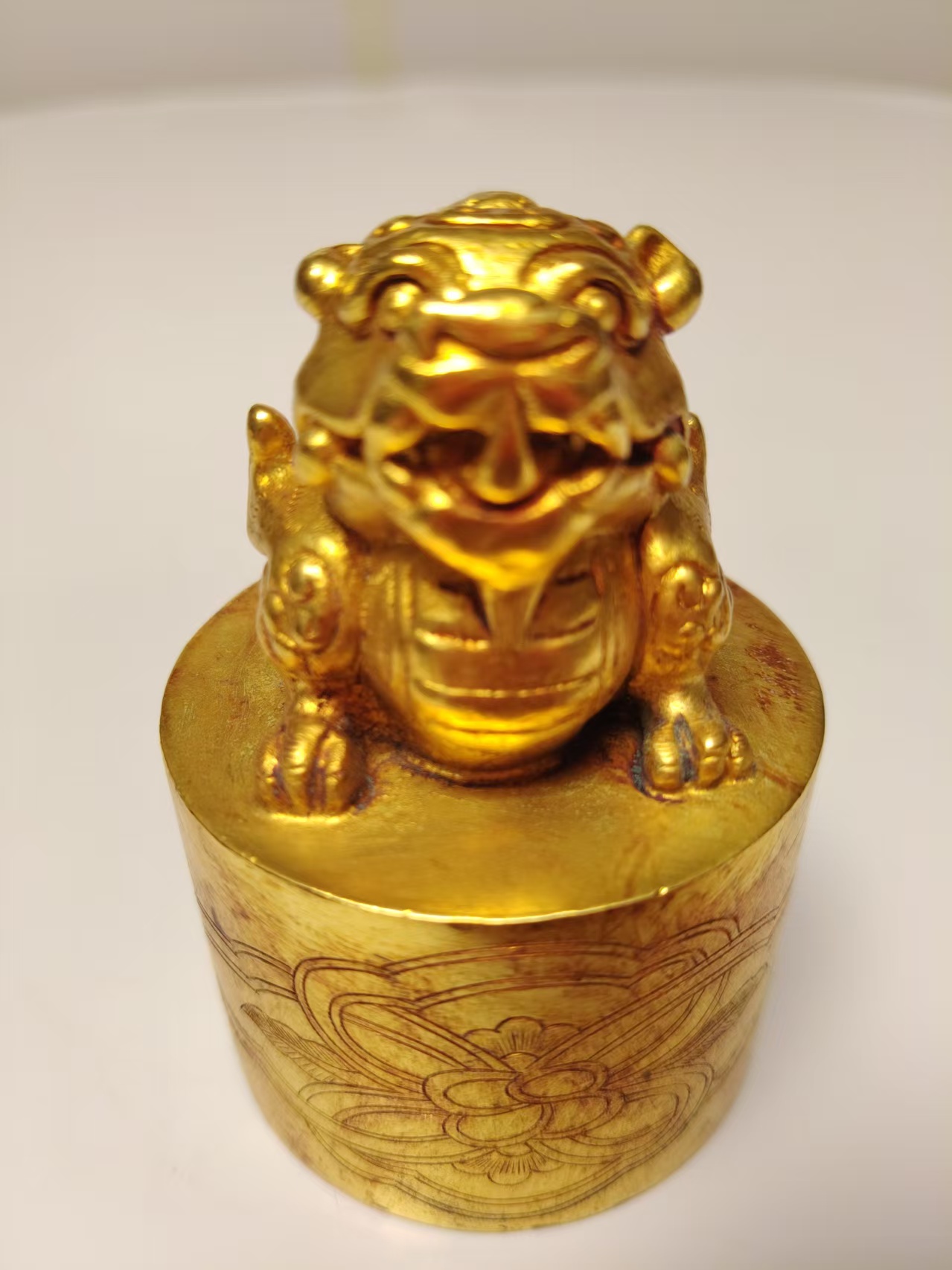 金雕刻瑞兽金印-嘉城艺术交易平台