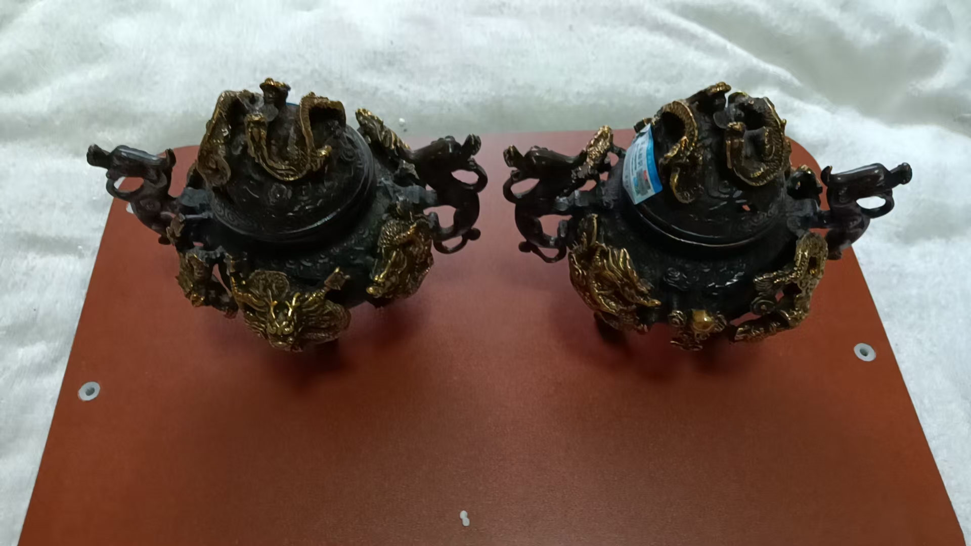 乾隆年制《九龙香炉》一对-嘉城艺术交易平台