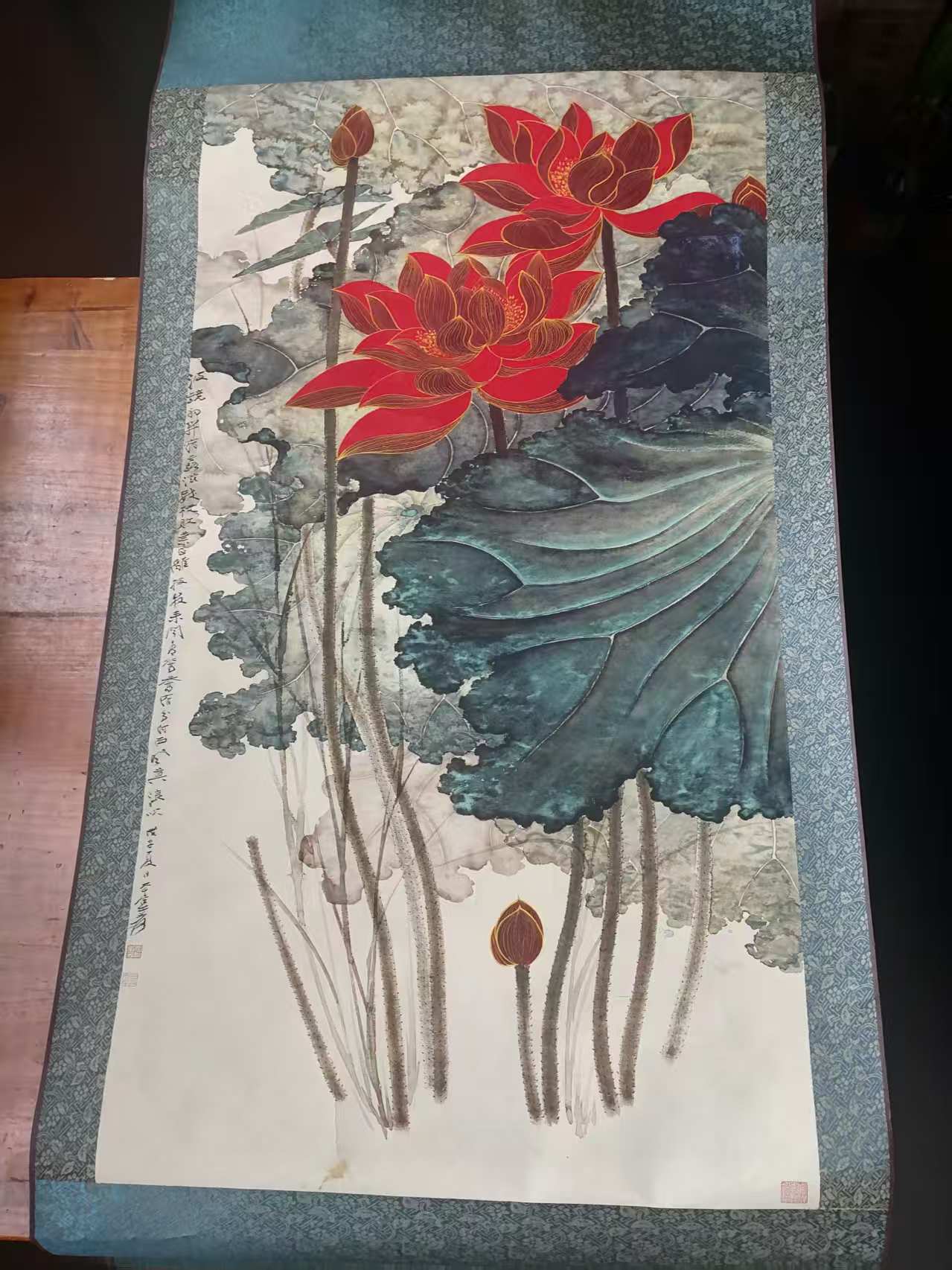 张大千《荷花图》-嘉城艺术交易平台