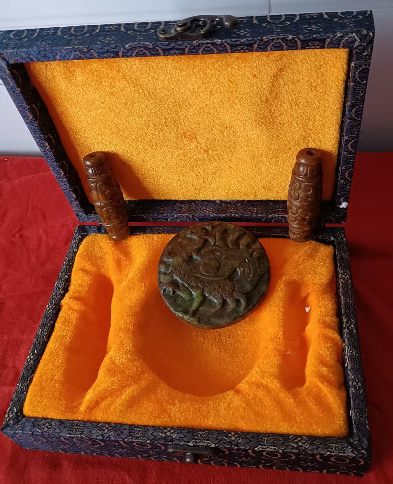 天珠、玉壁-嘉城艺术交易平台