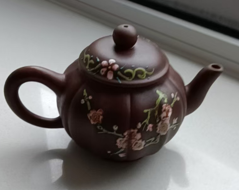 范春林《紫砂壶》-嘉城艺术交易平台