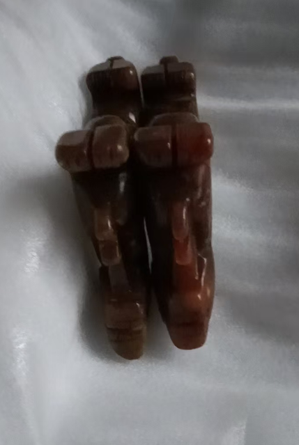 玉石《狗》一对