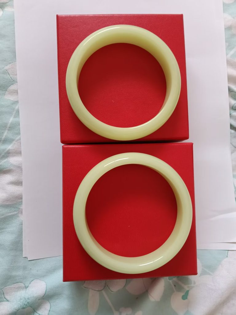 图片[1]-米黄玉《手镯》一对-嘉城艺术交易平台