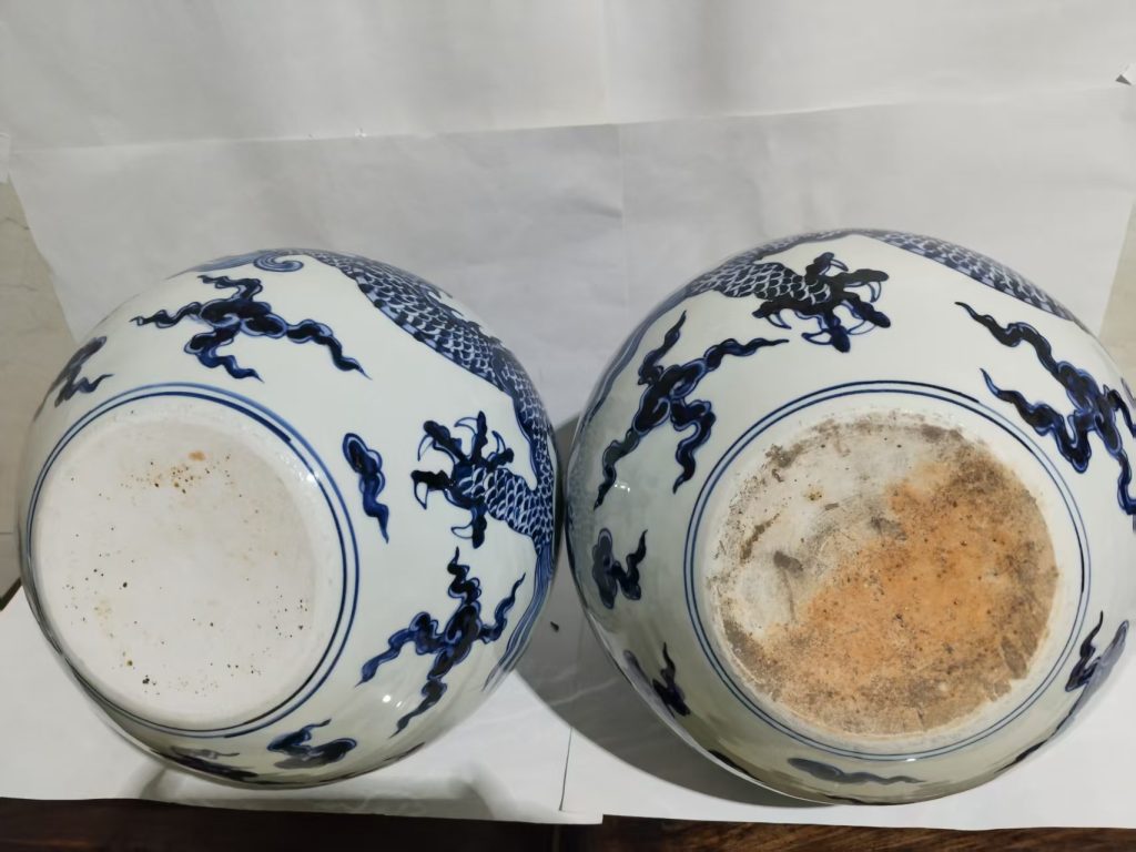 图片[2]-宣德年制《天球龙纹瓶》一对-嘉城艺术交易平台